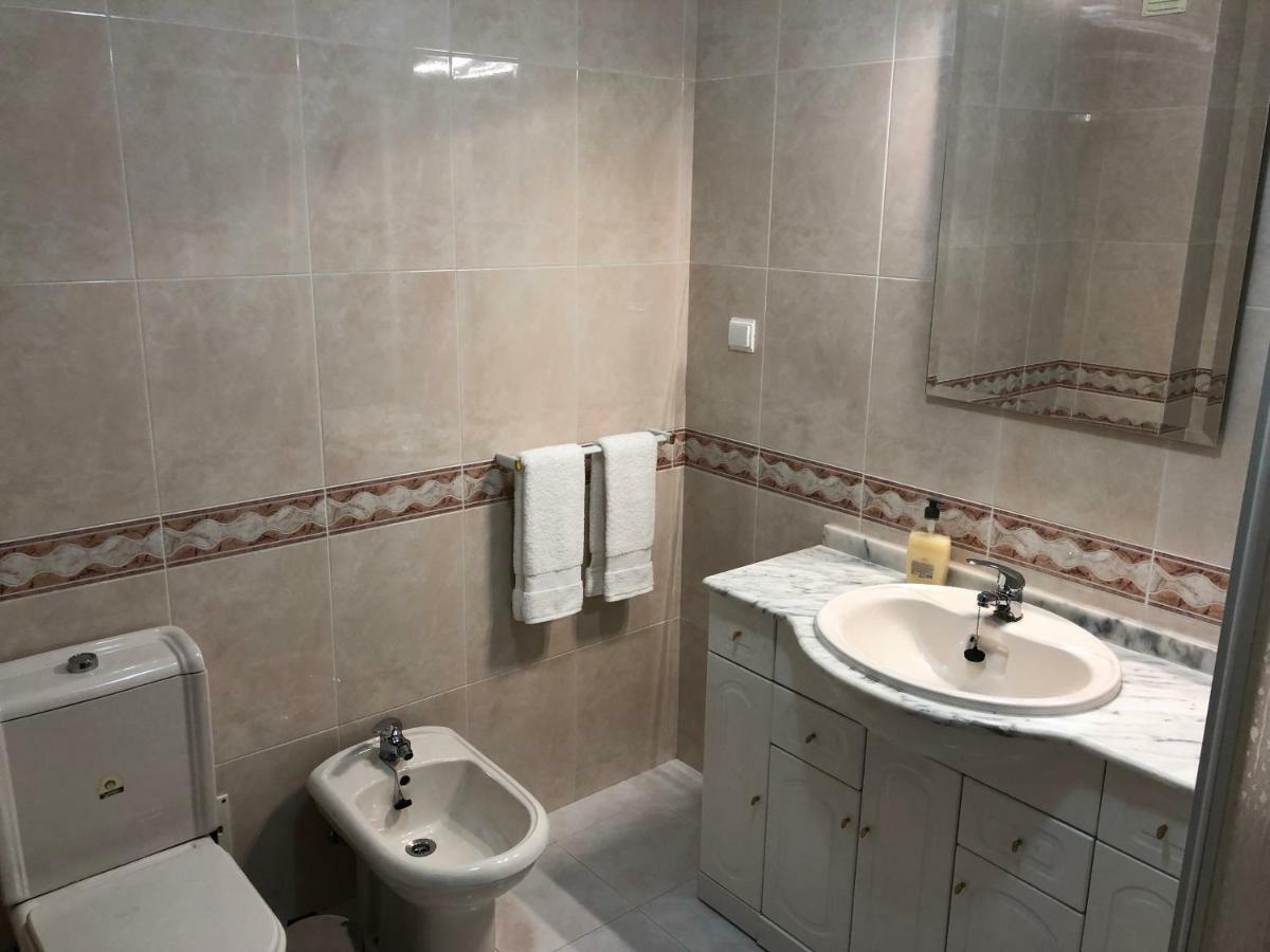 Olinda'S 2 Bedroom Apartment Lagos Zewnętrze zdjęcie