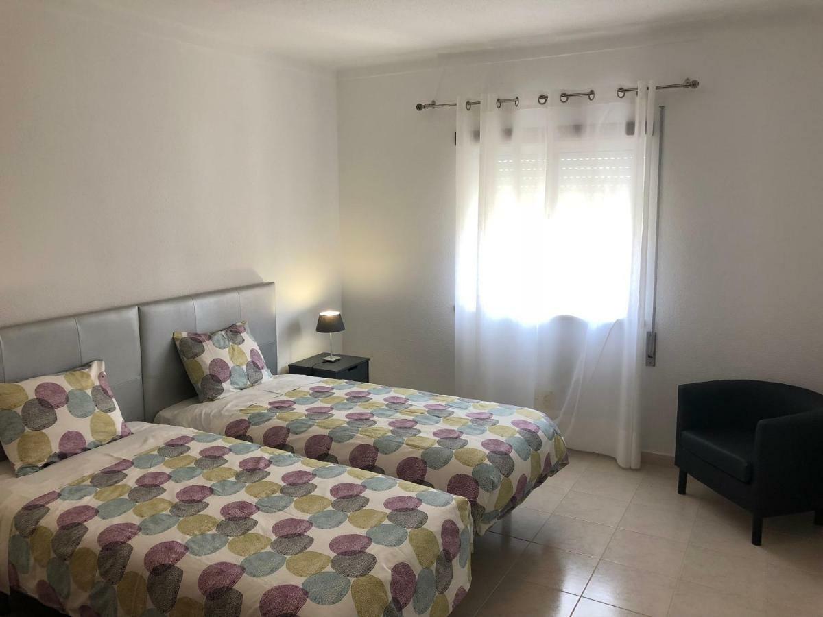 Olinda'S 2 Bedroom Apartment Lagos Zewnętrze zdjęcie