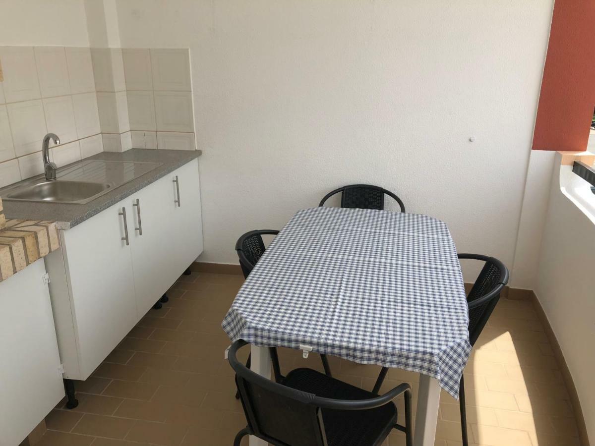 Olinda'S 2 Bedroom Apartment Lagos Zewnętrze zdjęcie